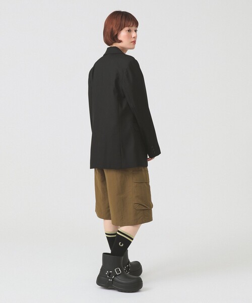 Ray BEAMS(レイビームス)の「4ボタン ダブル テーラード ジャケット(テーラードジャケット・レディース・ダークブラウン/ブラック・1/0)」の21枚目の写真