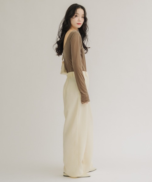 NEUNA（ヌナ）の「シアーベロアバックシャントップス（Tシャツ/カットソー・レディース・ブラウン/ブラック/ネイビー/ベージュ・FREE）」の8枚目の写真