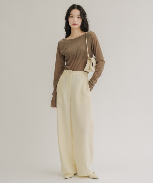NEUNA（ヌナ）の「シアーベロアバックシャントップス（Tシャツ/カットソー・レディース・ブラウン/ブラック/ネイビー/ベージュ・FREE）」の5枚目の写真
