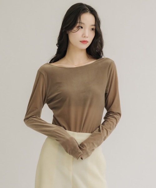 NEUNA（ヌナ）の「シアーベロアバックシャントップス（Tシャツ/カットソー・レディース・ブラウン/ブラック/ネイビー/ベージュ・FREE）」の11枚目の写真