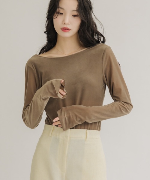 NEUNA（ヌナ）の「シアーベロアバックシャントップス（Tシャツ/カットソー・レディース・ブラウン/ブラック/ネイビー/ベージュ・FREE）」の14枚目の写真