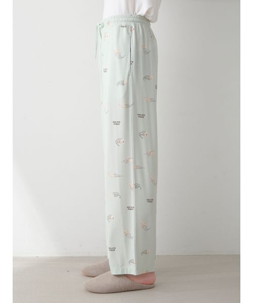 gelato pique（ジェラートピケ）の「【ONLINE限定】【HOMME】sleeping cat ワンポイントTシャツ＆総柄ロングパンツセット（ルームウェア/パジャマ・メンズ・ミント/オフホワイト/ネイビー・M/L）」の21枚目の写真