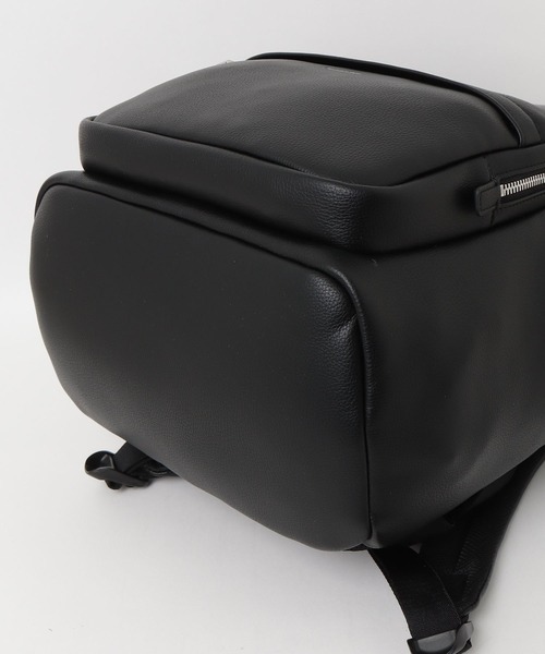 Calvin Klein(カルバン・クライン)の「ラウンド バックパック(バックパック/リュック・メンズ・ブラック・FREE)」の6枚目の写真