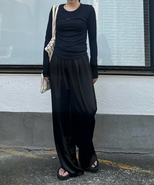 LIENCOEUR（リアンクール）の「ラウンドレイヤードトップス（Tシャツ/カットソー・レディース・ブラウン/ブラック/ホワイト/グレー・FREE）」の6枚目の写真