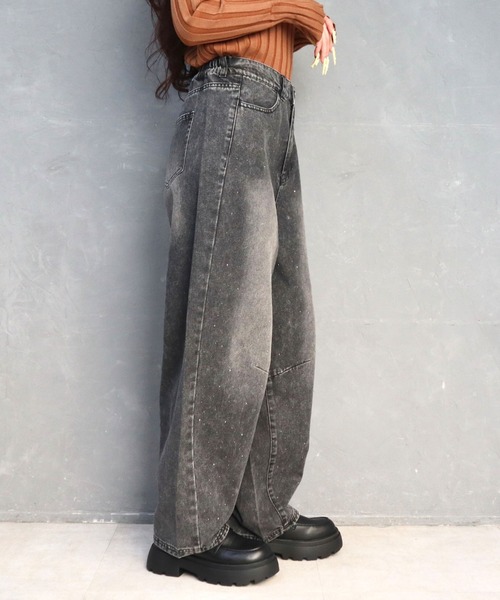 CECIL McBEE（セシルマクビー）の「ラインストーン付きカーブデニムパンツ（デニムパンツ・レディース・ライトブルー/ブラック・LARGE/MEDIUM）」の13枚目の写真