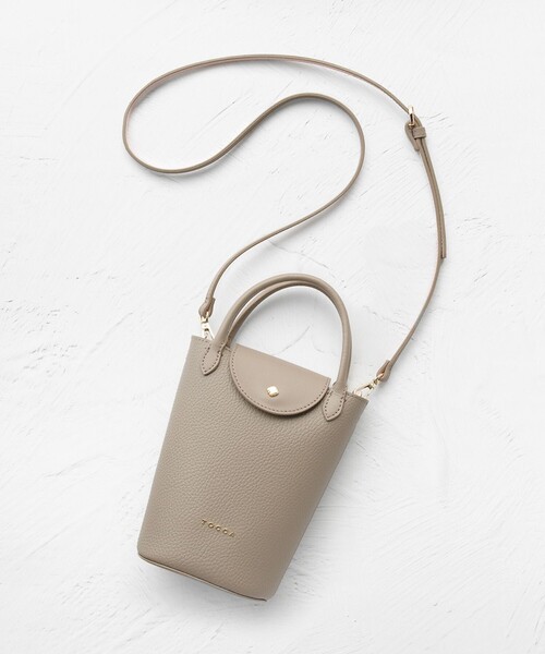TOCCA(トッカ)の「PETAL SILHOUETTE LEATHER POCHETTE ポシェット(ハンドバッグ・レディース・アイボリー系/ブルー系/ブラック系/ベージュ系・F)」の14枚目の写真