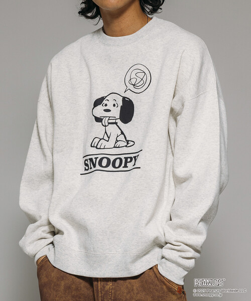 FREAK'S STORE(フリークスストア)の「限定展開 PEANUTS/ピーナッツ 別注 フロントプリント クルーネックスウェット/スヌーピー(スウェット・メンズ・アッシュグレー/ネイビー/スミクロ/ピンク・SMALL/MEDIUM/LARGE)」の2枚目の写真