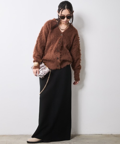 CHIC STYLE(シックスタイル)の「へアリーニットカーディガン<大きいサイズ有>シックスタイル(カーディガン/ボレロ・レディース・グレー/ブラウン・5L/4L/3L/LL/L/M)」の5枚目の写真