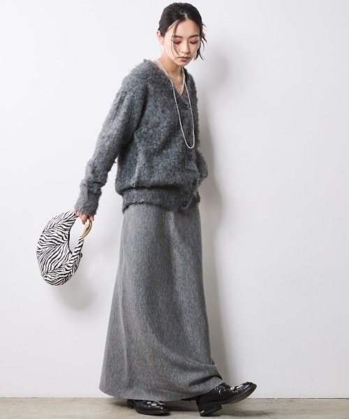 CHIC STYLE(シックスタイル)の「へアリーニットカーディガン<大きいサイズ有>シックスタイル(カーディガン/ボレロ・レディース・グレー/ブラウン・5L/4L/3L/LL/L/M)」の21枚目の写真