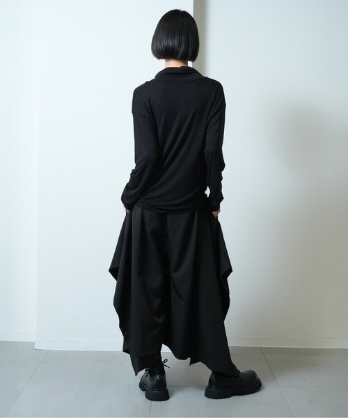 Ruze(ルゼ)の「Square cut drape pants / スクエアカット ドレープパンツ(その他パンツ・メンズ・ブラック・FREE)」の5枚目の写真
