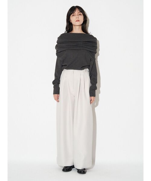 ELENDEEK（エレンディーク）の「タックワイドレグパンツ（その他パンツ・レディース・ブラック/オフホワイト/モカ・01/02）」の22枚目の写真