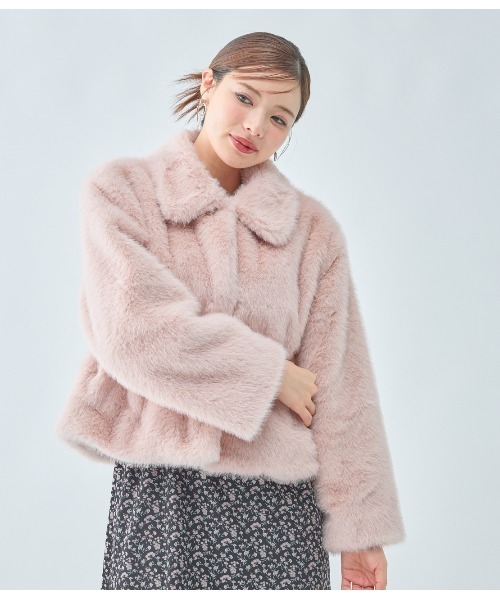 PEACH JOHN（ピーチジョン）の「エコファーショートコート（その他アウター・レディース・ベージュ/イエロー/ピンク・SMALL/MEDIUM）」の19枚目の写真