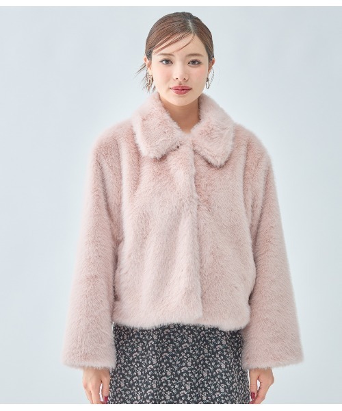 PEACH JOHN（ピーチジョン）の「エコファーショートコート（その他アウター・レディース・ベージュ/イエロー/ピンク・SMALL/MEDIUM）」の20枚目の写真