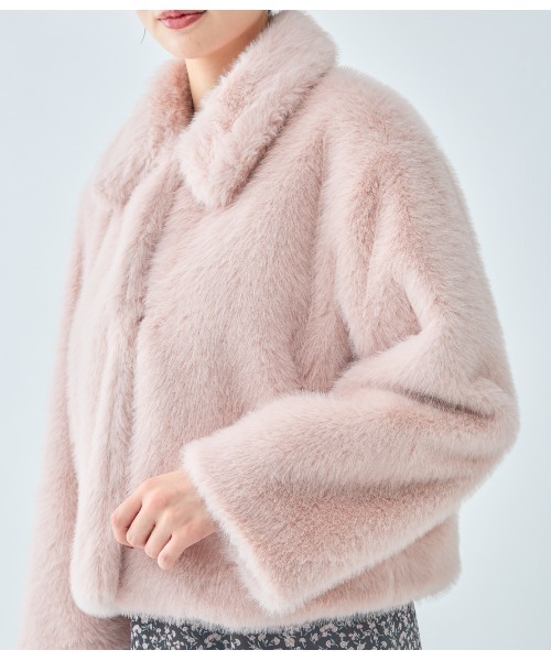 PEACH JOHN（ピーチジョン）の「エコファーショートコート（その他アウター・レディース・ベージュ/イエロー/ピンク・SMALL/MEDIUM）」の21枚目の写真