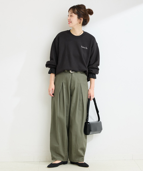 B.C STOCK(ベーセーストック)の「ウォッシャブル / リムーバブルカフスプルオーバー(スウェット・レディース・チャコールグレー/ブラック/アイボリー・FREE)」の4枚目の写真