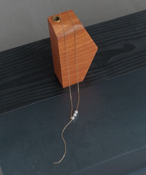 Andemiu（アンデミュウ）の「パールスライドY字ネックレス604191（ネックレス・レディース・シルバー/ゴールド・FREE）」の3枚目の写真