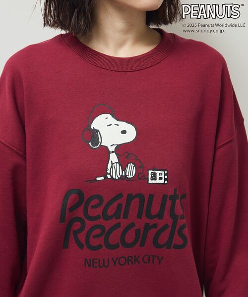 Green　Parks（グリーンパークス）の「■PEANUTS ヘッドフォンスウェット（スウェット・レディース・ボルドー・FREE）」の9枚目の写真