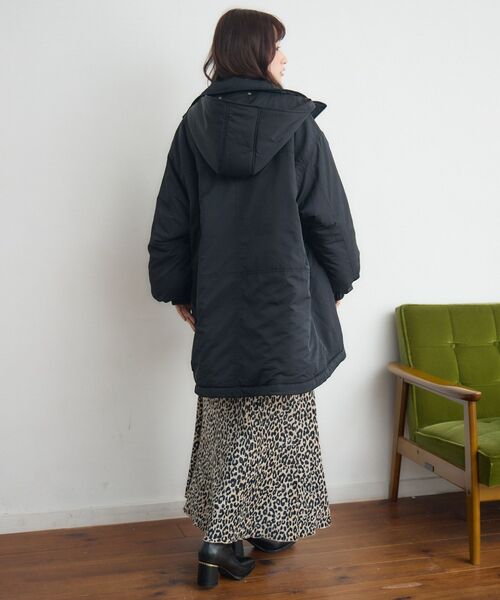 RETRO GIRL（レトロガール）の「フードモンスターJK（ダウンジャケット/コート・レディース・ナチュラル/ブラック/ライトグレー・FREE）」の17枚目の写真
