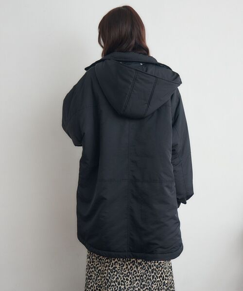 RETRO GIRL（レトロガール）の「フードモンスターJK（ダウンジャケット/コート・レディース・ナチュラル/ブラック/ライトグレー・FREE）」の21枚目の写真