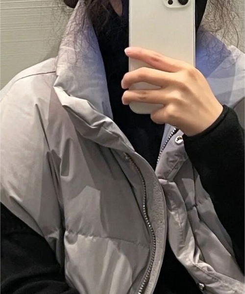 BLANC FICELLE(ブランフィセル)の「ナイロン 中綿 ベスト(ダウンベスト・レディース・グレー/ブラック/アイボリー・M/L/XL)」の10枚目の写真