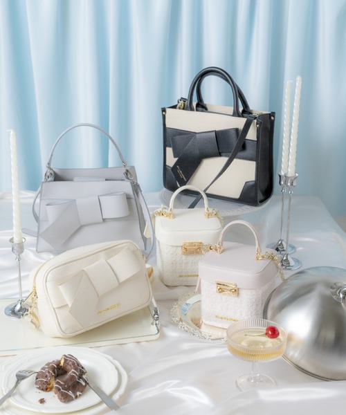 JILL by JILL STUART（ジルバイジルスチュアート）の「◇＜リボンシリーズ＞スクエアポシェット（ショルダーバッグ・レディース・ホワイト/ラベンダー/ブラック・FREE）」の12枚目の写真