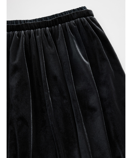 GAP（ギャップ）の「ベロア バブルスカート (キッズ)（スカート・キッズ・ブラック・120cm/130cm/140cm/150cm/160cm/110cm）」の5枚目の写真