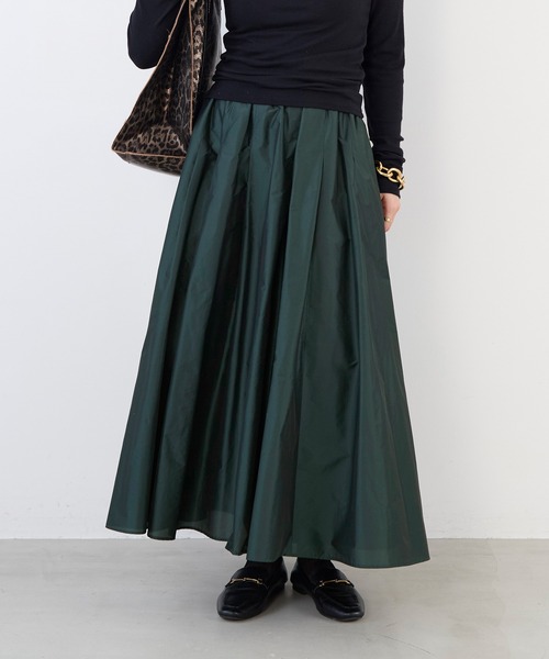 MICA&DEAL(マイカ&ディール)の「タックギャザーメモリースカート(スカート・レディース・イエロー/ネイビー/グリーン・FREE)」の2枚目の写真