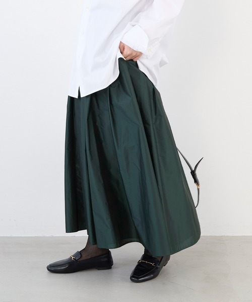 MICA&DEAL(マイカ&ディール)の「タックギャザーメモリースカート(スカート・レディース・イエロー/ネイビー/グリーン・FREE)」の5枚目の写真