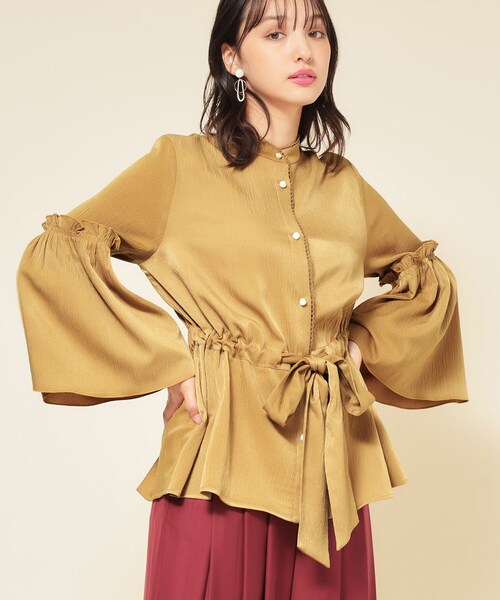 Sunauna（スーナウーナ）の「【COLLECTION LINE】フレアスリーブブラウス（シャツ/ブラウス・レディース・ベージュ/ブラック・38/40）」の2枚目の写真