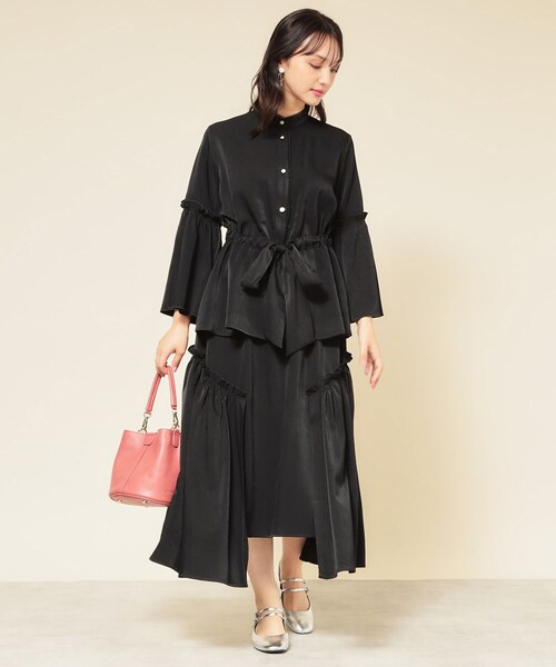 Sunauna（スーナウーナ）の「【COLLECTION LINE】フレアスリーブブラウス（シャツ/ブラウス・レディース・ベージュ/ブラック・38/40）」の5枚目の写真