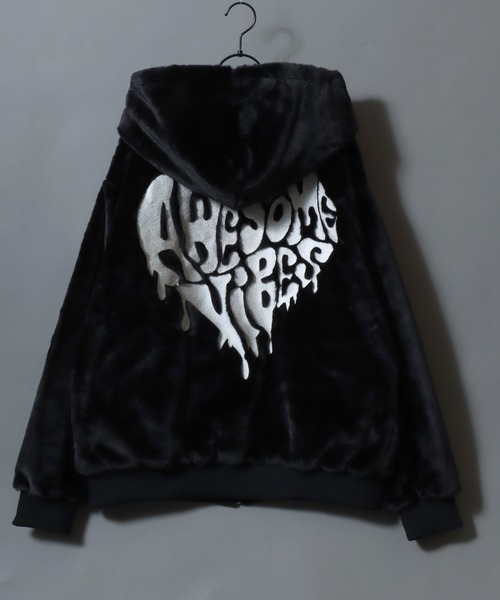 SITRY（シトリー）の「Cross ＆ Heart Logo Fur Zip Hoodie/クロスロゴ ハートロゴ オーバーサイズ フルジップパーカー ファーブルゾン ファージャケット（ブルゾン・メンズ・ホワイト/ブラック系その他/ブラック/ホワイト系その他・M/L）」の14枚目の写真