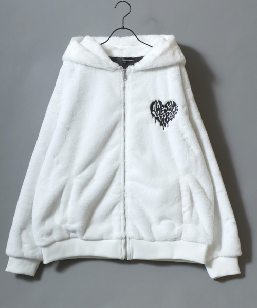 SITRY（シトリー）の「Cross ＆ Heart Logo Fur Zip Hoodie/クロスロゴ ハートロゴ オーバーサイズ フルジップパーカー ファーブルゾン ファージャケット（ブルゾン・メンズ・ホワイト/ブラック系その他/ブラック/ホワイト系その他・M/L）」の11枚目の写真