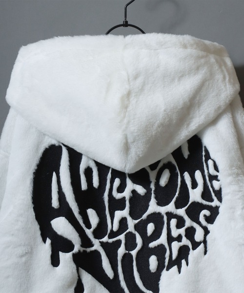 SITRY（シトリー）の「Cross ＆ Heart Logo Fur Zip Hoodie/クロスロゴ ハートロゴ オーバーサイズ フルジップパーカー ファーブルゾン ファージャケット（ブルゾン・メンズ・ホワイト/ブラック系その他/ブラック/ホワイト系その他・M/L）」の18枚目の写真