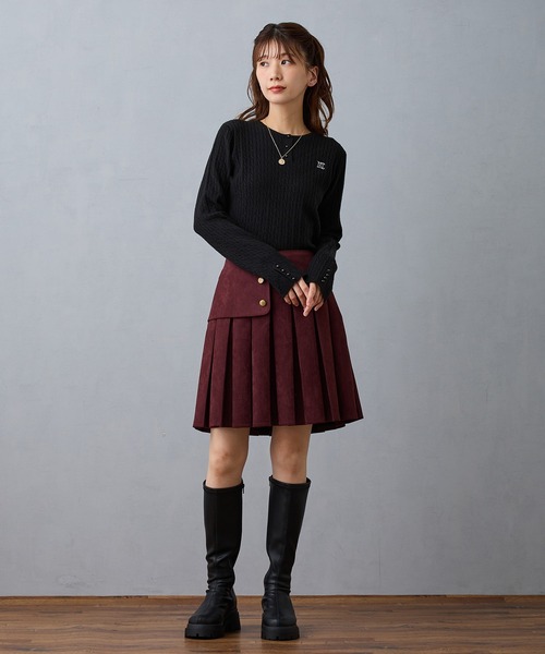 NICOLE CLUB（ニコル　クラブ）の「ケーブルコンパクトニット（ニット/セーター・レディース・ボルドー/オフホワイト/ブラック/サックスブルー・FREE）」の7枚目の写真