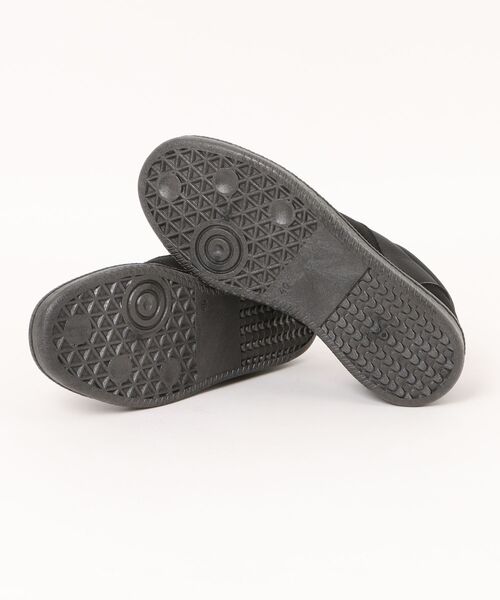 ８(eight)（エイト）の「シンプルなレトロスニーカー（スニーカー・メンズ・ブラック/ホワイト・26.0cm/26.5cm/28.0cm/25.0cm/25.5cm/27.0cm）」の4枚目の写真