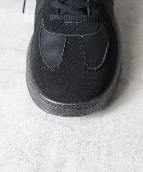 ８(eight)（エイト）の「シンプルなレトロスニーカー（スニーカー・メンズ・ブラック/ホワイト・26.0cm/26.5cm/28.0cm/25.0cm/25.5cm/27.0cm）」の7枚目の写真