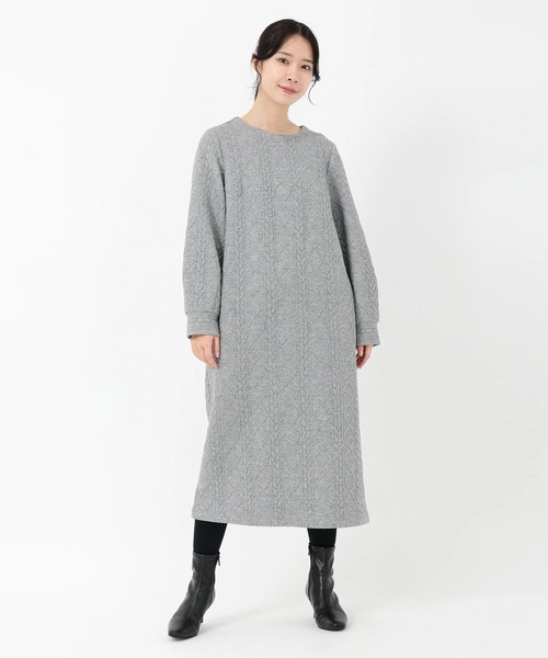 STRAWBERRY-FIELDS（ストロベリーフィールズ）の「ケーブルジャージⅡ_ケーブルジャージワンピース（ワンピース・レディース・ブラック/杢グレー/キナリ・2）」の12枚目の写真