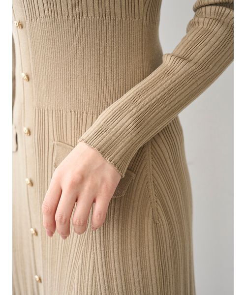 新品タグ付きスナイデルsnidelフロントクロスニットワンピース セール】フロントクロスニットプルオーバー（ニット/セーター