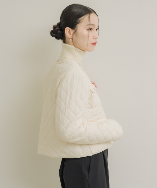 NEUNA（ヌナ）の「キルティングライトダウンJK（ダウンジャケット/コート・レディース・アイボリー/ブラック・FREE）」の20枚目の写真