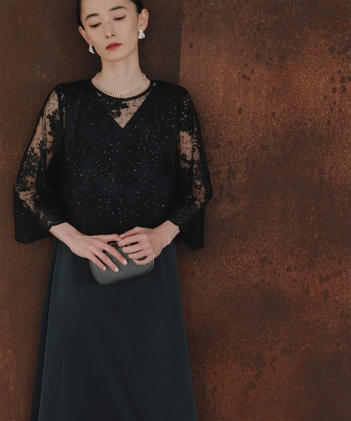 kaene（カエン）の「シャイニーレースレイヤードドレス[eneak]（ドレス・レディース・ネイビー/ブラック/グレイッシュベージュ・S/M/L）」の2枚目の写真