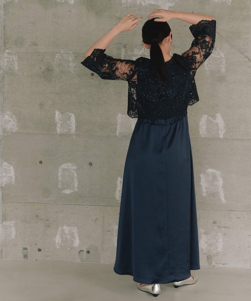 kaene（カエン）の「シャイニーレースレイヤードドレス[eneak]（ドレス・レディース・ネイビー/ブラック/グレイッシュベージュ・S/M/L）」の6枚目の写真