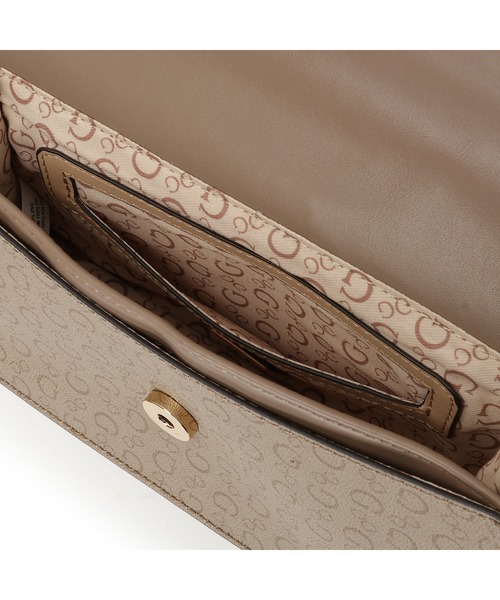 Guess(ゲス)の「GRACIA Convertible Crosbdy Flap ショルダーバッグ (ショルダーバッグ・レディース・ライトベージュ・ONE SIZE)」の8枚目の写真