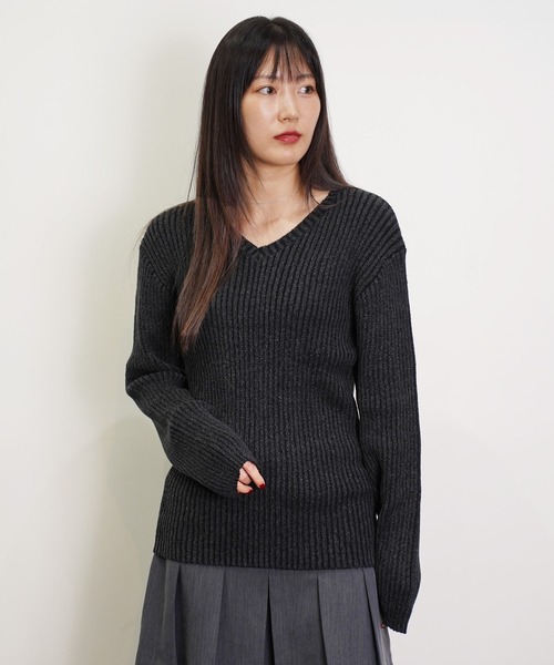 Beno（ビーノ）の「Vネックループヤーンニット（ニット/セーター・メンズ・ホワイト/ネイビー/ブラック/ワイン/チャコールグレー/杢グレー・MEDIUM/LARGE/X-LARGE）」の3枚目の写真