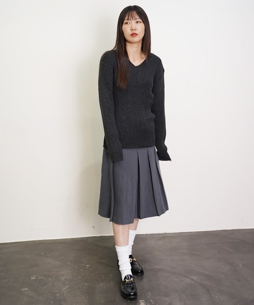 Beno（ビーノ）の「Vネックループヤーンニット（ニット/セーター・メンズ・ホワイト/ネイビー/ブラック/ワイン/チャコールグレー/杢グレー・MEDIUM/LARGE/X-LARGE）」の12枚目の写真