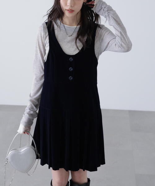 FREE'S MART(フリーズマート)の「◆ローウエストプリーツジャンパースカート(ジャンパースカート・レディース・ブラウン/ネイビー・SMALL/MEDIUM)」の2枚目の写真