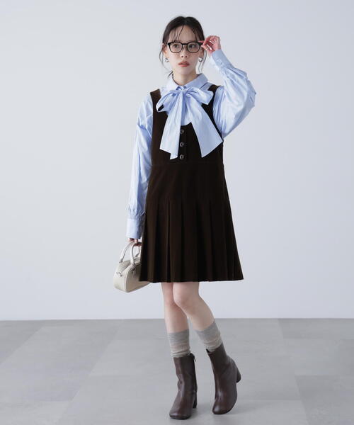 FREE'S MART(フリーズマート)の「◆ローウエストプリーツジャンパースカート(ジャンパースカート・レディース・ブラウン/ネイビー・SMALL/MEDIUM)」の8枚目の写真