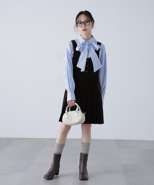 FREE'S MART(フリーズマート)の「◆ローウエストプリーツジャンパースカート(ジャンパースカート・レディース・ブラウン/ネイビー・SMALL/MEDIUM)」の9枚目の写真