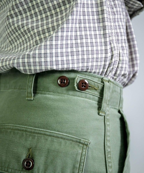 OMNIGOD（オムニゴッド）の「[ OMNIGOD mens / オムニゴッド ] バックサテン US ベイカーパンツ(used)（その他パンツ・メンズ・オリーブ・34inch/32inch/30inch/28inch）」の12枚目の写真