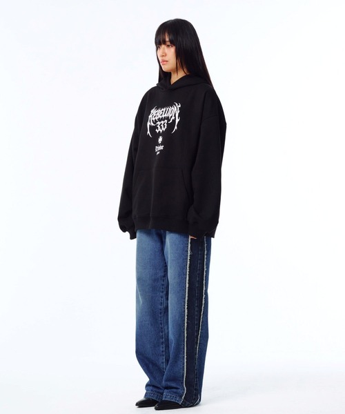 ALAND（エーランド）の「【UNISEX】PHOS333／Rebellion フーディー（スウェット・レディース・ライトグレー/ブラック・LARGE/MEDIUM）」の6枚目の写真