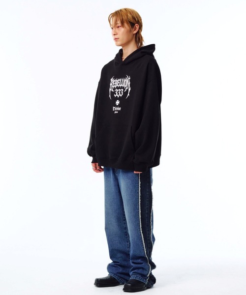 ALAND（エーランド）の「【UNISEX】PHOS333／Rebellion フーディー（スウェット・レディース・ライトグレー/ブラック・LARGE/MEDIUM）」の11枚目の写真
